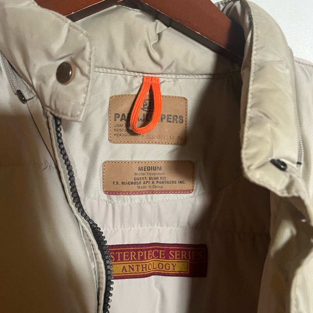 Parajumpers Women's Jacket in Beige with Orange Loop
